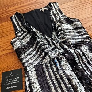 NWT 🦓 Glam Black and Silver Striped Sequins Plunge Cocktail Mini Dress